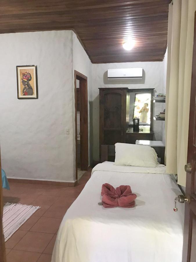 Casa Caribbean Coconut Hotell Cahuita Exteriör bild