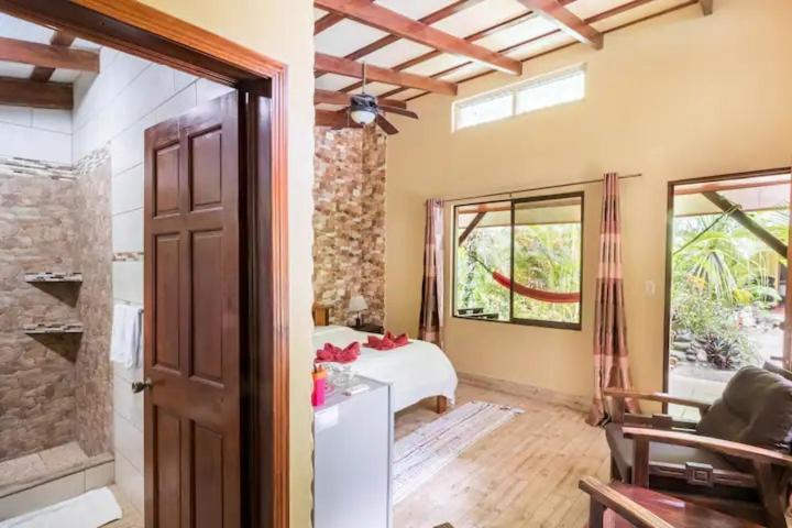 Casa Caribbean Coconut Hotell Cahuita Exteriör bild